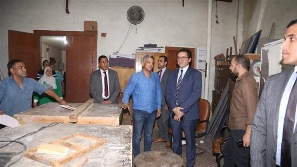 وزير الثقافة: خطة تسويقية لمستنسخات العرائس والاستعانة بالتقنيات الحديثةقام الدكتور أحمد فؤاد هنو، وزير الثقافة، مساء أمس الأحد، بجولة تفقدية، زار خلالها عددا من مسارح الدولة القوم