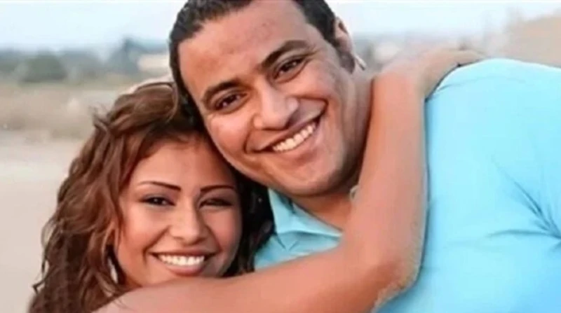 أول رد لشقيق شيرين عبد الوهاب بعد ضربها من حسام حبيب (خاص) علق محمد عبد الوهاب، شقيق الفنانة شيرين عبد الوهاب، على واقعة التعدي عليها من قبل طليقها