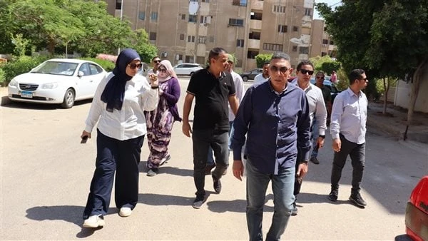 رئيس جهاز الشيخ زايد يتابع أعمال النظافة والزراعة ورفع الكفاءة ومنع الإشغالات قامت المهندسة مروة حسين أمين، رئيس جهاز مدينة الشيخ زايد، بأولى جولاتها