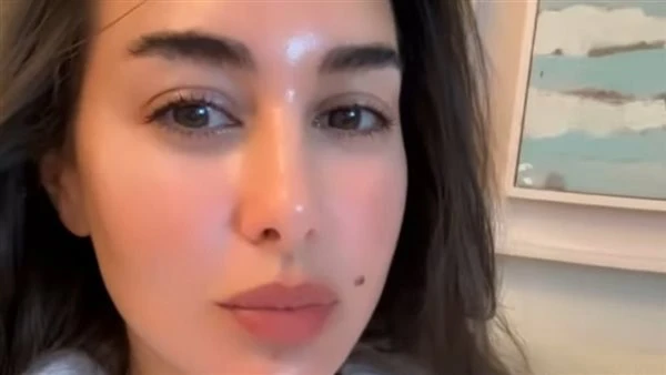 ياسمين صبري تطل على جمهورها ب روب أبيضنشرت الفنانة ياسمين صبري، صورا جديدة لها عبر حسابها الشخصي على موقع تبادل الصور والفيديوهات انستجرام بإطلالة