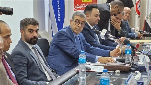 البيطريين: قدمنا منحا علاجية ل 1144 عضوا بأكثر من 2 مليون جنيه أعرب الدكتور كريم زكي الأمين العام لنقابة الأطباء البيطريين، عن ترحيبه بالأطباء