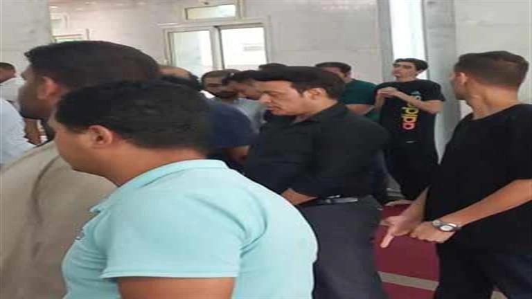 بحضور مصطفى كامل وأشرف زكي.. تشييع جنازة محمد أبو اليزيد تعرف على التالي بحضور مصطفى كامل وأشرف زكي.. تشييع جنازة محمد أبو اليزيد، 03 46 م الإثنين 22