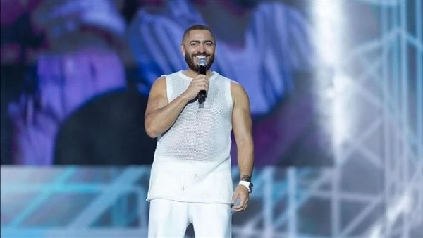 الرجالة تكسب .. تامر حسني يجري مسابقة بين الحاضرين في حفل العلمينأحيا الفنان تامر حسني حفلا غنائيا ضخما ضمن فاعليات النسخة الثانية من مهرجان العلمين