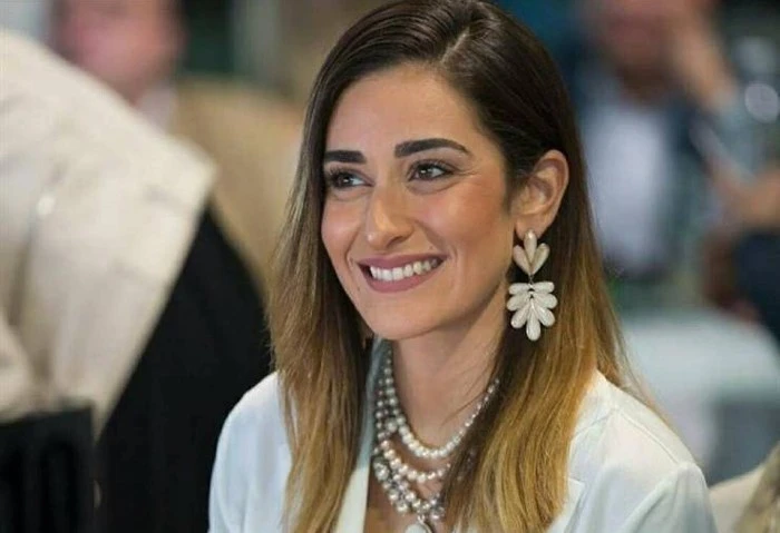 أمينة خليل: عادي اتجوز بتاع بنات ومبهتمش بكلام الناس (فيديو) أكدت الفنانة أمينة خليل، أنها لا تمانع الزواج من شاب لديه تجارب عاطفية كثيرة حتى لو ذم بسلوكياته أشخاص آخرين، موضحة أنه