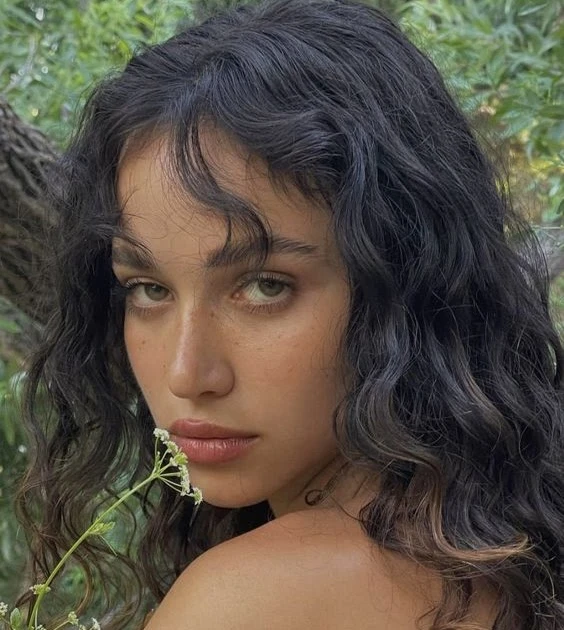 رواية جوهرة مخفية كاملة جميع الفصول بقلم نورهان محليس رواية جوهرة مخفية كاملة جميع الفصول بقلم نورهان محليس -----