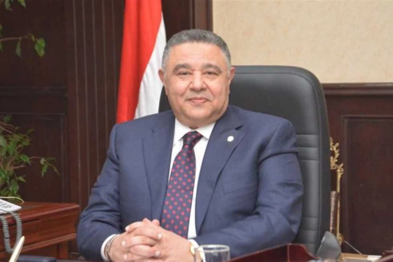 تخفيض تنسيق الثانوية العامة بالبحر الأحمر إلى 210 درجة أعلن اللواء عمرو حنفي محافظ البحر الاحمر النزول لدرجة القبول بالثانوي العام الی ۲۱۰ درجة بدلا