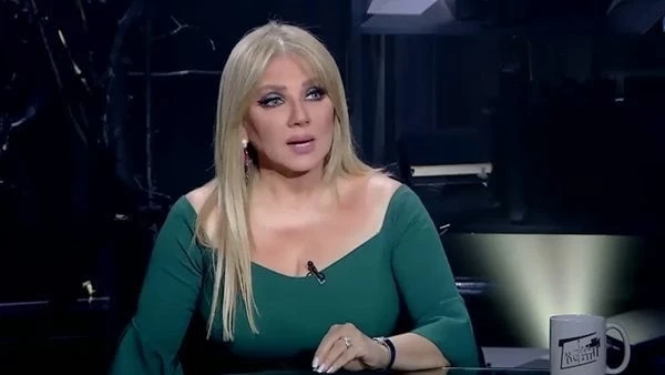 ندى بسيونى تكشف تفاصيل تعرضها لحادث بسبب حصان أحمد مظهركشفت الفنانة ندى بسيونى عن تفاصيل الحادث الذى تعرضت له بسبب حصان الفنان الراحل أحمد مظهر ما