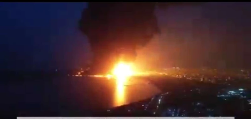 اول تعليق للشرعية على قصف إسرائيل الحديدة _اخر الاخبار اخر الاخبار، اول تعليق للشرعية على قصف إسرائيل الحديدة، علق مستشار رئيس الجمهورية، نائب رئيس