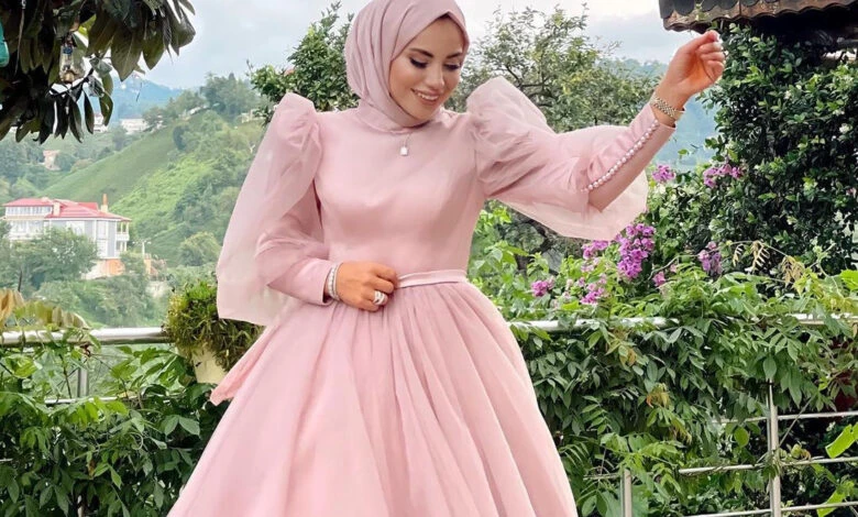 أشكال فساتين خطوبه 2025 منفوشه مميزة وجديدةتبحث العديد من الفتيات عن أشكال فساتين خطوبة منفوشة مميزة وجديدة وذلك لأن كل فتاة تبحث عن فستان يجعلها