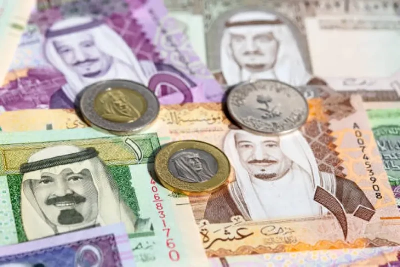 بكام ال 1000 ريال سعودي في السوق السوداء؟ كل التفاصيل عن الاسعار مقابل الجنيه المصري النهاردة الأحد 1472024 يظل سعر الريال السعودي مقابل الجنيه