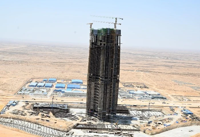 من الطابق ال 51، رئيس الوزراء يتفقد البرج الأيقوني الجديد بمدينة العلمين في إطار جولته اليوم بمدينة العلمين الجديدة، تفقد الدكتور مصطفى مدبولي، رئيس