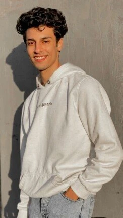 فن: محمد مجدي يكشف تفاصيل مشاركته في فيلم حياة تعيسة اقرأ في أفاق عربية محمد مجدي يكشف تفاصيل مشاركته في فيلم حياة تعيسة، شارك الفنان الشاب محمد