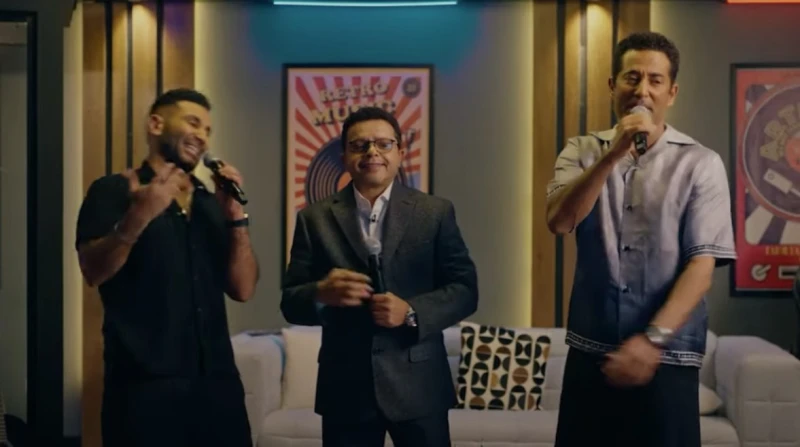 همشي باي باي.. دويتو غنائي يجمع أحمد سعد مع شقيقه وهنيدي طرح الفنان أحمد سعد، عبر قناته الرسمية على يويتوب، كليب أغنية جديدة بعنوان همشي باي باي،