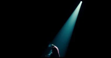 لقطات مشوقة وممتعة فى التريلر الرسمى لفيلم : تعرف على التالي لقطات مشوقة وممتعة فى التريلر الرسمى لفيلم : ، طرحت شركة . الفيديو الترويجى الرسمى لفيلم