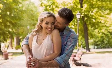 رواية امتلكت قلب صعيدي الفصل العاشر 10 بقلم نرمين حمدي إمتلكت قلب صعيدي ليقف صخر ويتجه ناحيتها وهي تعود للخلف برعب فكل خطوه يخطوها اليها يرتجف جسدها ويزداد توترها حتي اصبح امامها ب