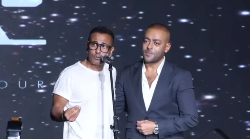 محمد تجاتي يشيد ب تامر عاشور: بليغ حمدي مصر (فيديو) أشاد الفنان محمد نجاتي، بالمطرب تامر عاشور وموهبته الكبيرة، واعتبره سفيرا للموسيقى المصرية. ونشر