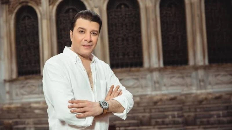 نجوم الفن: مصطفى كامل يروى تفاصيل آخر لحظات مع المايسترو الراحل محمد أبو اليزيد اقرأ في أفاق عربية مصطفى كامل يروى تفاصيل آخر لحظات مع المايسترو