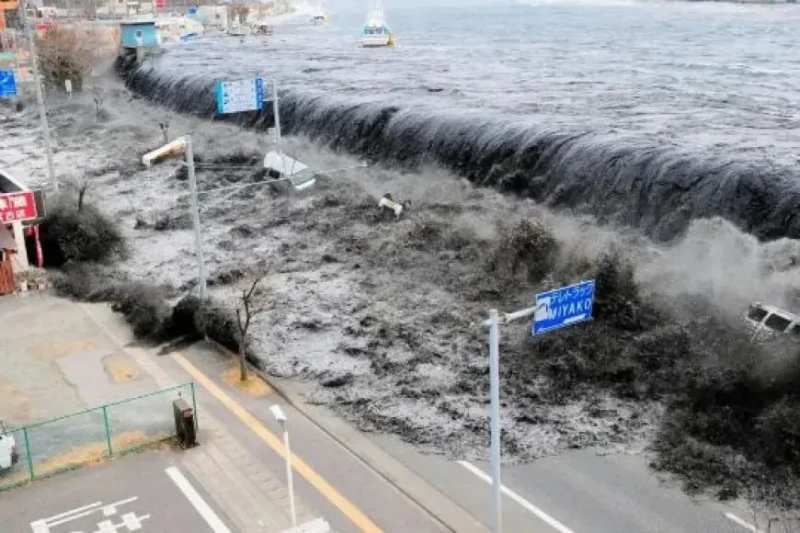 تسونامي شائعة.. الأرصاد تحذر المواطنين من نزول البحر غداكشفت الدكتورة إيمان شاكر، مديرة مركز الاستشعار عن بعد بالهيئة العامة للأرصاد الجوية، حقيقة عدم تعرض شاطئ البحر المتوسط لموجة