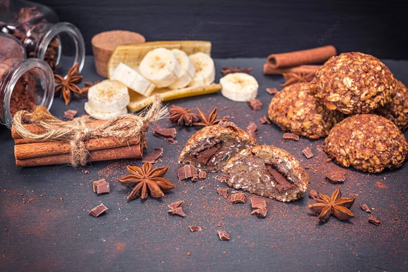 كوكيز القرفة والشوكولاتة بطريقة سهلةمن الحلويات السهلة جدا في طريقة إعدادها، وهي محببة جدا للجميع لسهولة تناولها وخاصة الأطفال، جربي إعداد وصفات الكوكيز بنكهة القرفة والشوكولاتة ال