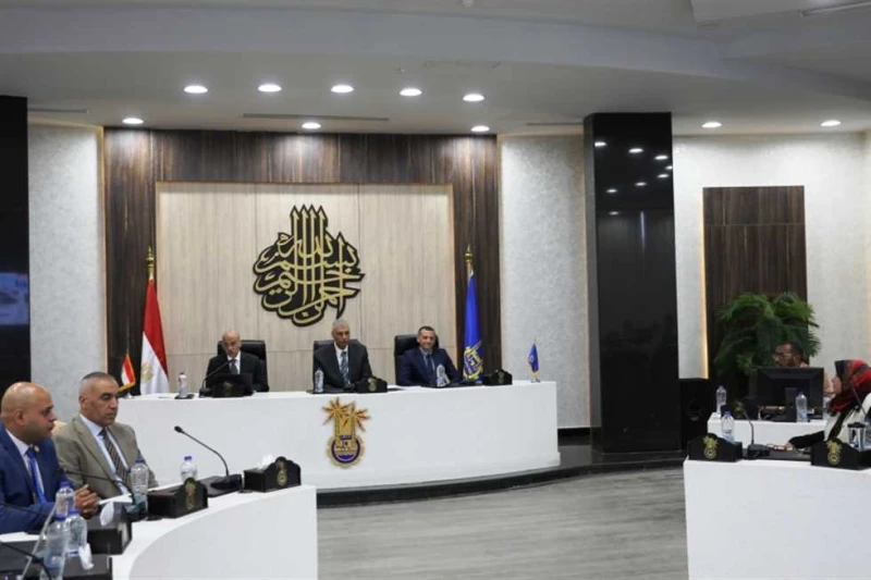 اختتام فعاليات جعل المدن قادرة على الصمود 2030 في أسوان شهد اللواء دكتور إسماعيل كمال، محافظ أسوان، ختام فعاليات ورشة العمل جعل المدن قادرة على الصمود 2030 من أجل تعزيز المناخ الحض