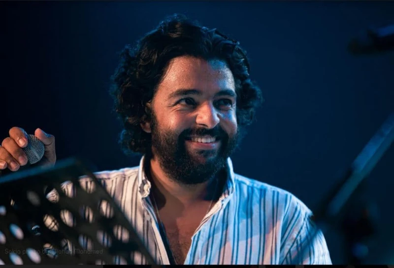 قصائد عمرو حسن.. السيرة الذاتية عنهعمرو حسن يعتبر أحد الشعراء المصريين الذي ولد في إسكندرية، وبدأ في كتابة الشعر عام ٢٠٠٤ إلى أن وصل لمكانة مميزة