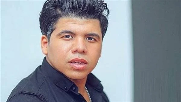 عمر كمال: الزواج العرفي كويس ومش عايز خلفة لأنها مسئولية أثار الفنان عمر كمال حالة من الجدل الواسع بسبب تصريحاته النارية أثناء ظهوره فى أحد البرامج