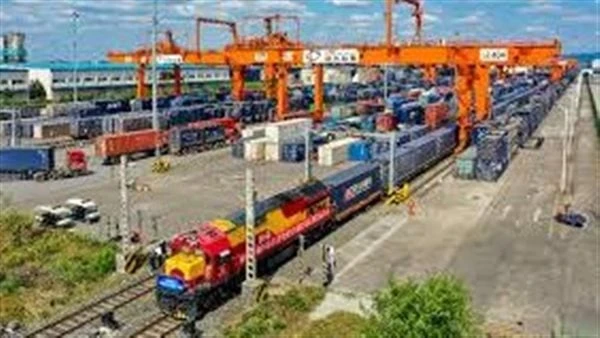 14.56 مليار دولار حجم سوق الشحن والخدمات اللوجستية في مصر 2024 طالب أكد الدكتور عمرو السمدوني سكرتير عام شعبة النقل الدولي واللوجستيات، بمزيد من