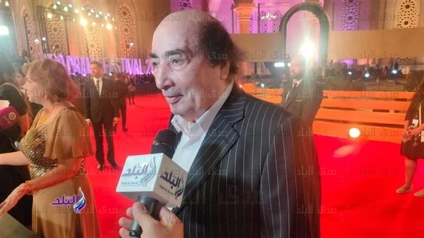 على غرار عادل إمام.. عبد الله مشرف يقرر اعتزال الفن نهائيا قرر الفنان عبد الله مشرف اعتزال الفن بشكل نهائي ليفاجئ جمهوره بهذا القرار، مؤكدا أنه يفضل