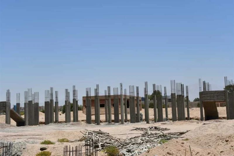 محافظ جنوب سيناء أثناء تفقده أعمال الصيانة وإنشاء المدارس: لن نسمح بالتقصير والتقاعس قال لواء دكتور خالد مبارك محافظ جنوب سيناء اليوم الاثنين إنه لن