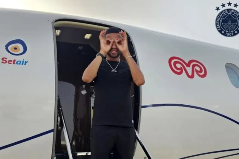 رسميا.. يوسف النصيري ينتقل ل فنربخشة التركيأعلن نادي فنربخشة التركي اليوم عن توقيعه مع المهاجم المغربي يوسف النصيري من نادي إشبيلية الإسباني في فترة الانتقالات الصيفية.وخضع يوسف ال