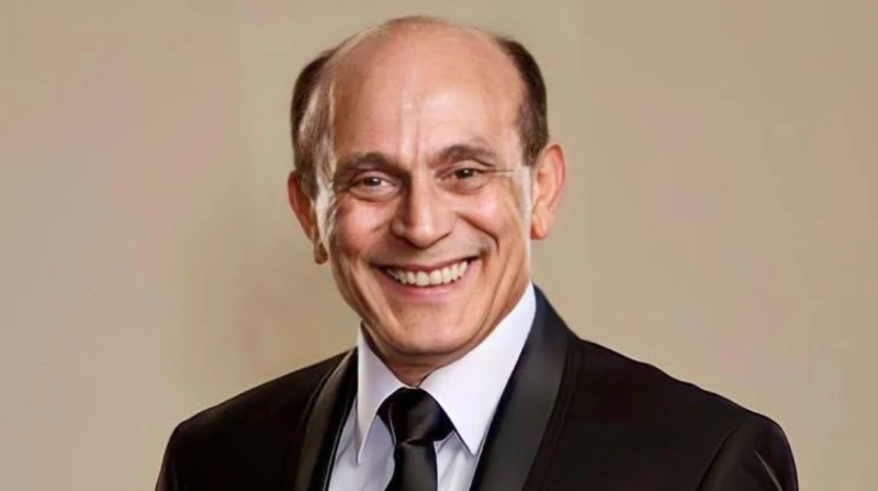 مستشهدا بالسيسي.. محمد صبحي ينتقد تدني الأجور انتقد الفنان محمد صبحي الوضع الحالي للفن، واختيار النجوم والفنانين حسب التريند، مضيفا أن حال الإعلام