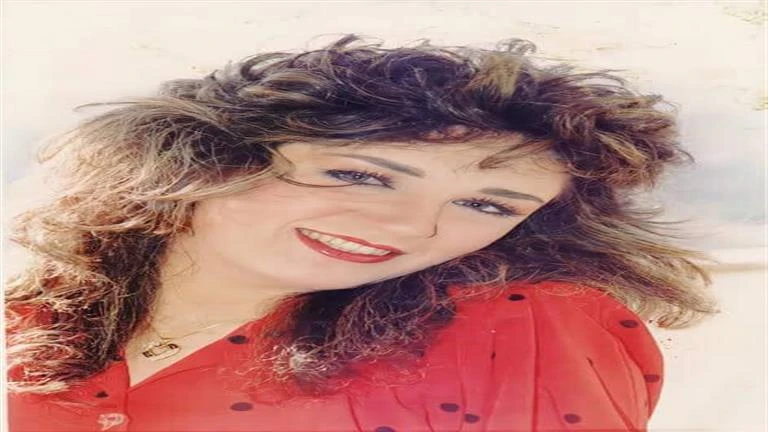 بسبب حسني مبارك.. إيمان الطوخي تتصدرموقع أكس بعد 27 عاما من اعتزالها تعرف على التالي بسبب حسني مبارك.. إيمان الطوخي تتصدرموقع أكس بعد 27 عاما من