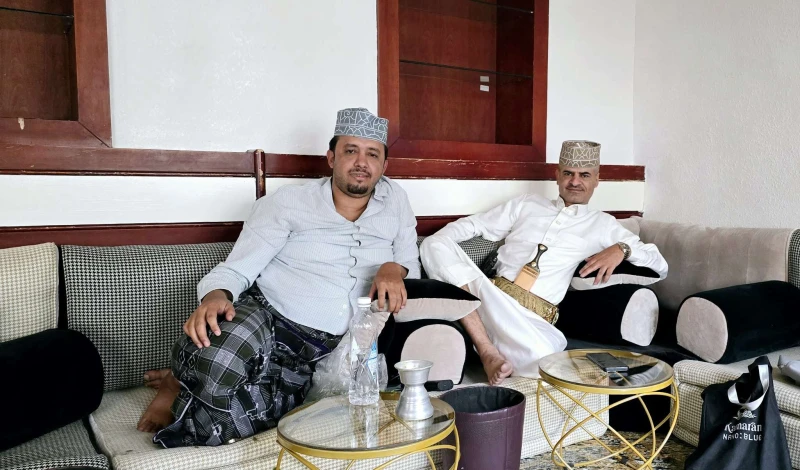 ظهور قيادات حوثية ترتدي هذا الامر ردا على الاتفاق الاخير بين عدن وصنعاء _اخر الاخبار اخر الاخبار، ظهور قيادات حوثية ترتدي هذا الامر ردا على الاتفاق