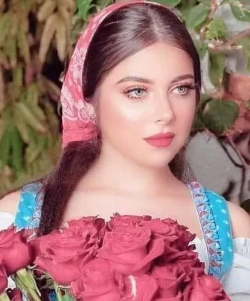 رواية جميلة رغم الصعوبات الجزء الثاني الفصل الرابع 4 بقلم الكاتبة المجهولة 4. الجزء الثانيفاطمة ببكاء: إلحقني مش لاقيه ابراهيم.اللهم صل علي محمد: صعد عز سريعا و خلفه نيفين و دخل من