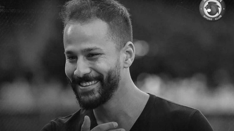 ضغوط من مسئول أدت لوفاة أحمد رفعت.. افاق عربية يكشف تفاصيل جديدة أثارت تصريحات الراحل أحمد رفعت نجم فريق مودرن سبورت حول تعرضه لظلم شديد من جانب أحد