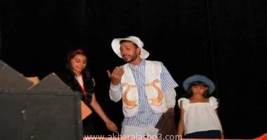 كتب اسامة بغاغو شهد المركز الثقافي لمدينة طنطا، مساء اليوم الثلاثاء، انطلاق العرض المسرحي هجرة الماء، وسط حضور جماهيري كبير من أهالي محافظة الغربية،