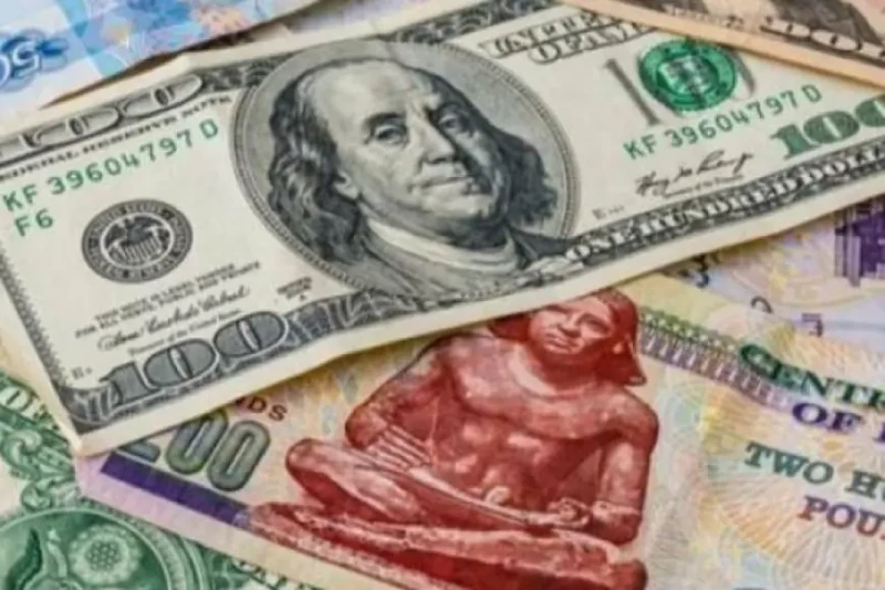 بكام يوم الجمعة؟.. سعر الدولار في السوق السوداء اليوم الجمعة 19 يوليو 2024 وداخل البنوك المصرية شهدت السوق السوداء ارتفاعا طفيفا في سعر الدولار مقابل