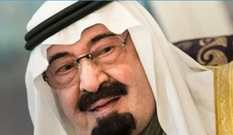 أهم تأويلات ابن سيرين لرؤية الملك في المنام أهم تأويلات ابن سيرين لرؤية الملك في المنام أيا كانت دولة ملكه يحمل أكثر من معنى بالنسبة للرائي، ويتوقف