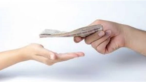 هل مال الرجل لزوجته أم لأمه؟.. الإفتاء تحسم الجدل ب5 أمورلاشك أن السؤال عن هل مال الرجل لزوجته أم لأمه ؟، يعد أحد المشاكل والمسائل الشائكة ، التي قد