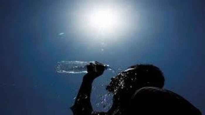 بعد إعلان الأرصاد ارتفاع الحرارة.. إزاي تحافظ على نفسك من ضربة الشمس؟ منوعات الاسبوع شاهد المقال التالي من صحافة مصر عن بعد إعلان الأرصاد ارتفاع