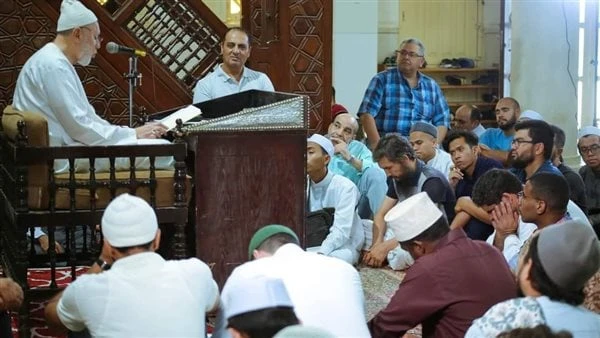 عالم أزهري: كل من ألهاك عن كسب طاعة فهو عدو لكأكد الدكتور محمد مهنا أستاذ الشريعة والقانون بجامعة الأزهر، أن كل من ألهاك عن كسب طاعة فهو عدو لك وإن كان في الظاهر الصديق المصافي، ول