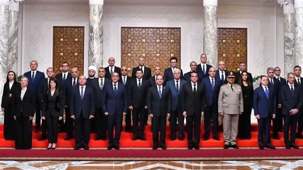 برنامج الحكومة الجديدة.. اهتمام بقطاع المياه ومحفظة تنموية ب4.9 مليار دولار تتجه الحكومة المصرية الجديدة في برنامجها إلى التعاون الدولي في قطاع