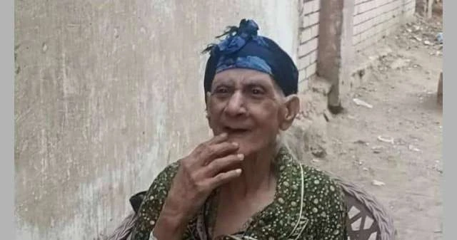 مسنة مصرية تعود للحياة قبل دفنها.. أفاقت من غيبوبة لايف ستايل شاهد المقال التالي من صحافة البحرين عن مسنة مصرية تعود للحياة قبل دفنها أفاقت من