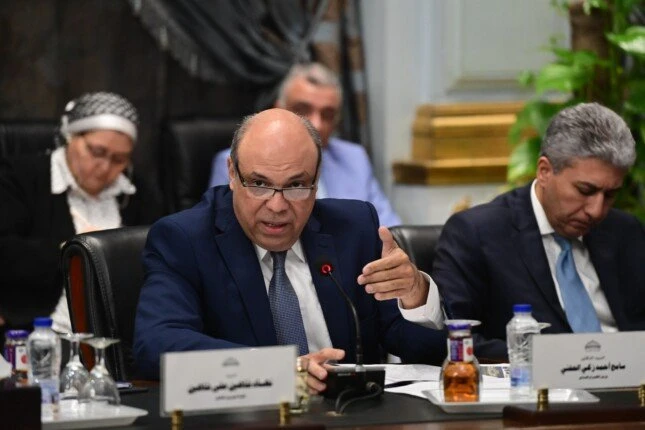 وزير الطيران المدني يستعرض تحديات النهوض بالطيران المدني في مصرأكد الدكتور سامح الحفني، وزير الطيران المدني، خلال الاجتماع الرابع للجنة الخاصة