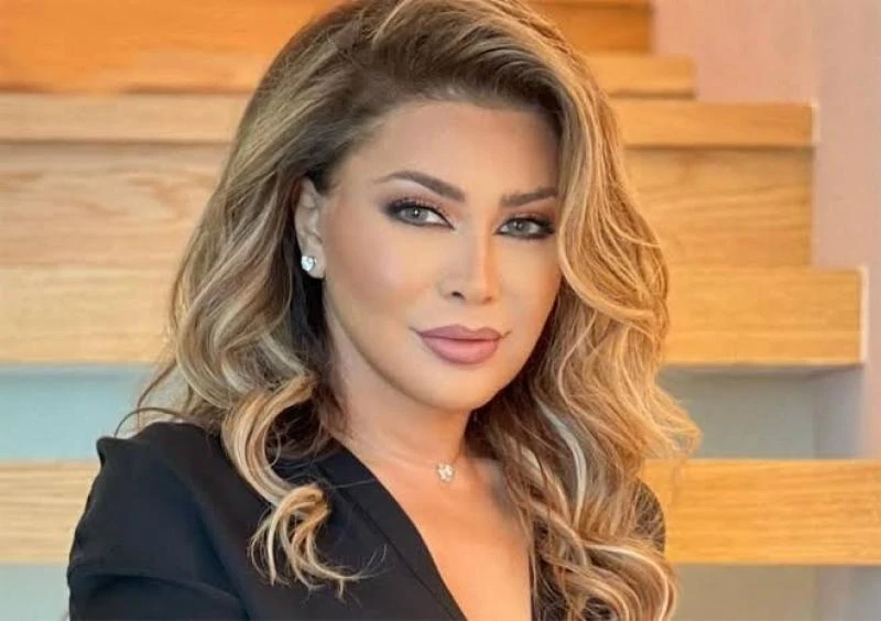 نجوم الفن: نوال الزغبي تدعم شيرين عبد الوهاب برسالة مؤثرة اقرأ في أفاق عربية نوال الزغبي تدعم شيرين عبد الوهاب برسالة مؤثرة، حرصت المطربة اللبنانية