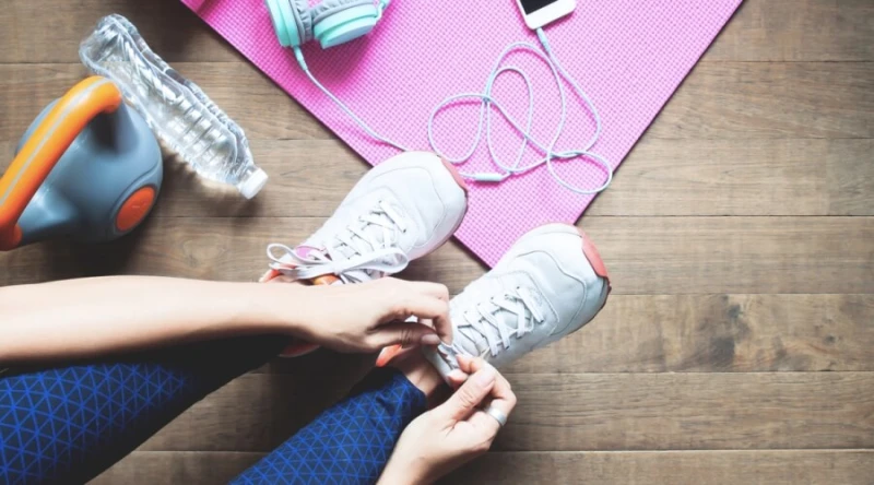 أخطاء تجنبها عند المشي .. تفقده فائدتهنستعرض في التقرير التالي، أبرز الأخطاء التي يجب الانتباه لها جيدا عند المشي، والتي تتسبب في ظهور بعض المضاعفات