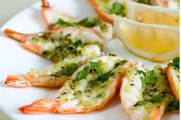 الجمبري بصوص الباترفلاي.. وصفة لذيذة وسهلة التحضيرتعتبر وصفة الجمبري بصوص الباترفلاي إحدى الوصفات اللذيذة والتي يمكن تحضيرها بسهولة في المنزل. تتميز