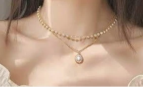 تعرف على تفسير حلم السلسلة الذهب للمتزوجه تفسير حلم السلسلة الذهب للمتزوجة، الذهب من الحلى التي تفضلها النساء ولكن رؤيته في الحلم تحمل في ثناياها