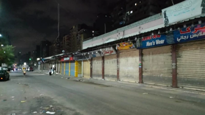 خلال 24 ساعة.. الداخلية تحرر190 مخالفة للمحلات غير الملتزمة بقرار الغلق تستمر وزارة الداخلية في توجيه حملاتها لضبط مخالفة المحلات التي لم تلتزم بقرار