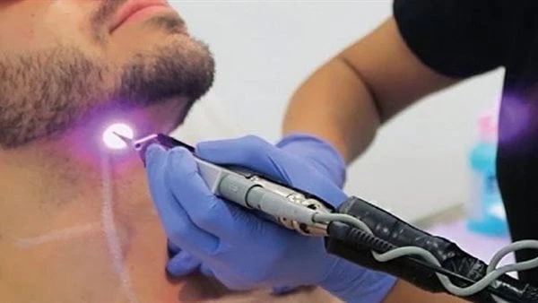 بدون ليزر.. ضع هذا الفيتامين على بشرتك وتخلص من مشكلة جلدية شهيرةيعاني عدد كبير من الأشخاص من مشكلة الزوائد الجلدية التي لا تزول إلا بصعوبة ولكن هل تعلم أن هناك فيتامين شهير يساعد 